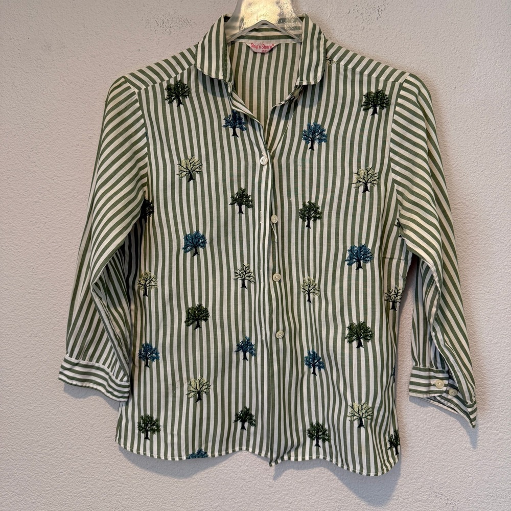 Vintage Ship n Shore Green Striped Embroidered Tree Button Up Blouse Womens 32